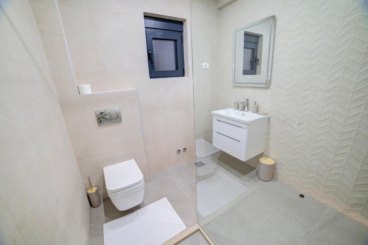 Villa Jelena With Private Pool - Lapcici Будва Экстерьер фото