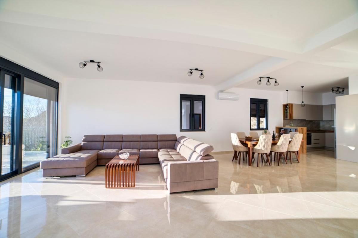 Villa Jelena With Private Pool - Lapcici Будва Экстерьер фото